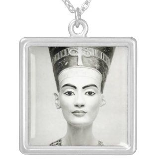 Bust of Queen Nefertiti Jewelry