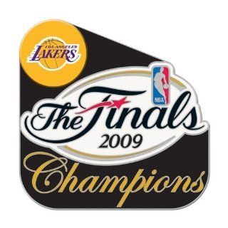 Los Angeles Lakers Official NBA 1" Lapel Pin by Wincraft : Sports Related Key Chains : Sports & Outdoors