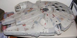 Star Wars Huge Legacy Collection Millennium Falcon Over 2 1/2 Feet Long with Exlcusive Figures of Chewbacca and Han Solo: Toys & Games