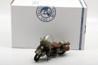 Franklin Mint 1/10 1942 Harley Davidson WLA Military Motorcycle: Toys & Games