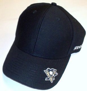 Pittsburgh Penguins Adjustable Velcro Strap Reebok Hat   Osfa   NZE29 : Sports Fan Baseball Caps : Sports & Outdoors