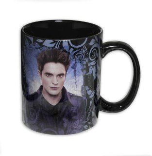 The Twilight Saga: Breaking Dawn Part 2   Ceramic Coffee Mug (Edward & The Cullen Crest)   The Twilight Saga Cups