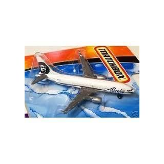 Matchobx Alaska Airlines Boeing 737 Diecast Airplane: Toys & Games