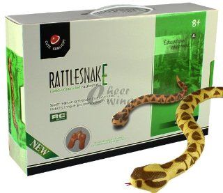 Radio Controlled RC Rattlesnake Rattle Snake Animal Toy 777: Toys & Games