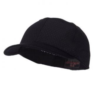 Ultrafit Kid's Flat Bill Mesh Cap   Black OSFM: Baseball Caps: Clothing