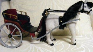 Rare HTF Madeline Clementine Horse and Carriage 2002: Toys & Games