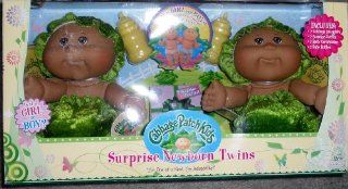 Cabbage Patch Kids   Surprise Newborn Twins   Black: Toys & Games
