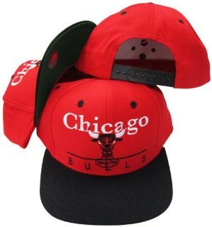 Chicago Bulls Red/Black Two Tone Plastic Snapback Adjustable Plastic Snap Back Hat / Cap  Sports Fan Baseball Caps  Sports & Outdoors