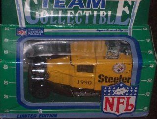Pittsburgh Steelers 1990 Matchbox White Rose NFL Diecast Ford Model A Truck Collectible Car  Sports Fan Toy Vehicles  Sports & Outdoors