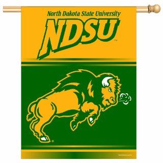 NCAA North Dakota State 27 by 37 inch Vertical Flag : Sports Fan Outdoor Flags : Sports & Outdoors