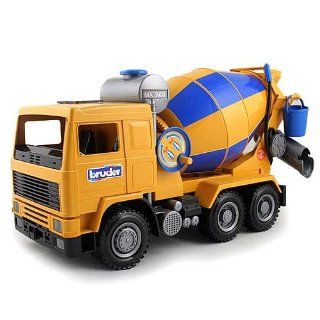 Bruder Cement Mixer Truck: Toys & Games