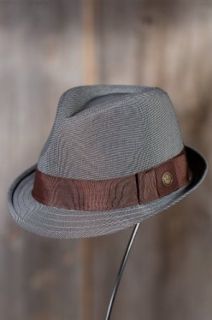Johnny Come Lately Goorin Brothers Fedora Hat, GREY, Size LARGE (23" = size 7 3/8) at  Mens Clothing store