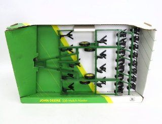 1/16th John Deere 550 Mulch Master: Toys & Games