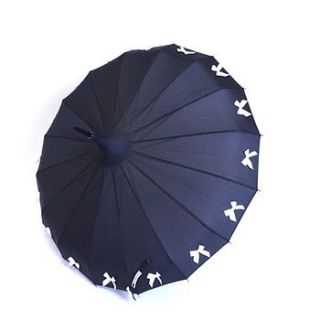 mega bow tastic umbrella by love umbrellas