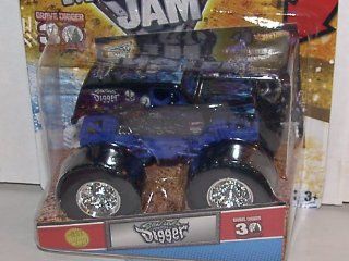 2012 HOT WHEELS 164 SCALE SON UVA DIGGER 2012 1ST EDITIONS MONSTER JAM TRUCK 30TH ANNIVERSARY GRAVE DIGGER SERIES WITH TOPPS TRADING CARD Toys & Games