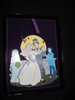 Disney Haunted Mansion Bride & Groom Friday the 13th X Large Collectors Pin 