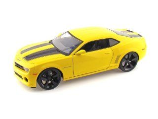 2010 Chevrolet Camaro SS 1/18 Yellow w/Black Stripes Like Bumblebee From the Movie Transformers: Toys & Games