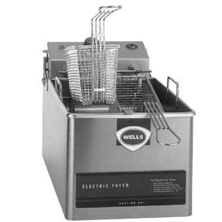 Wells LLF 14 120 14 lb Fryer w/ Dual Baskets & Thermostatic Controls, 120 V, Each: Kitchen & Dining