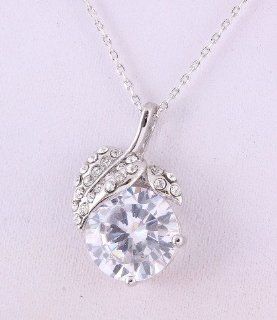 Fashion Jewelry ~ Rhinestone Leaf Design Necklace: Jewelry