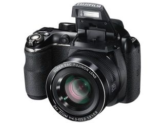 Refurbished: FUJIFILM FinePix S4250 Black 14 MP 24X Optical Zoom 24mm Wide Angle Digital Camera