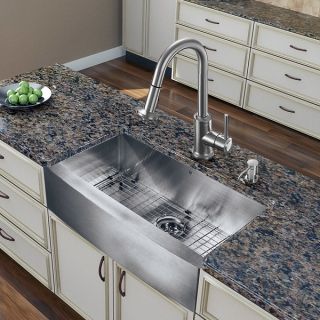 VIGO All in One 30 inch Farmhouse Stainless Steel Kitchen Sink/ Faucet