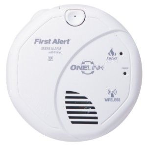 First Alert SA511B Smoke Alarm, Wireless Battery Powered Photoelectric Onelink w/ Voice Warning
